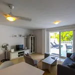Wake Up By The Sea In Your Cozy Corner דניה