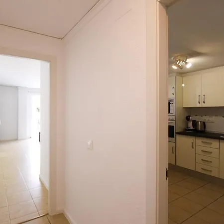 Wake Up By The Sea In Your Cozy Corner Apartament *